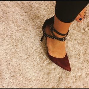 Sam Edelman Pointed Toe Heels in size 7